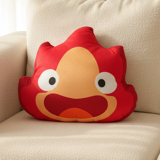 Cojín de Peluche "Calcifer" – Estilo El Castillo Ambulante